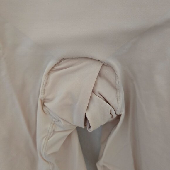 NWT KKP Mid-Thighs Short Bodysuit Open Bust - Picture 3 of 4